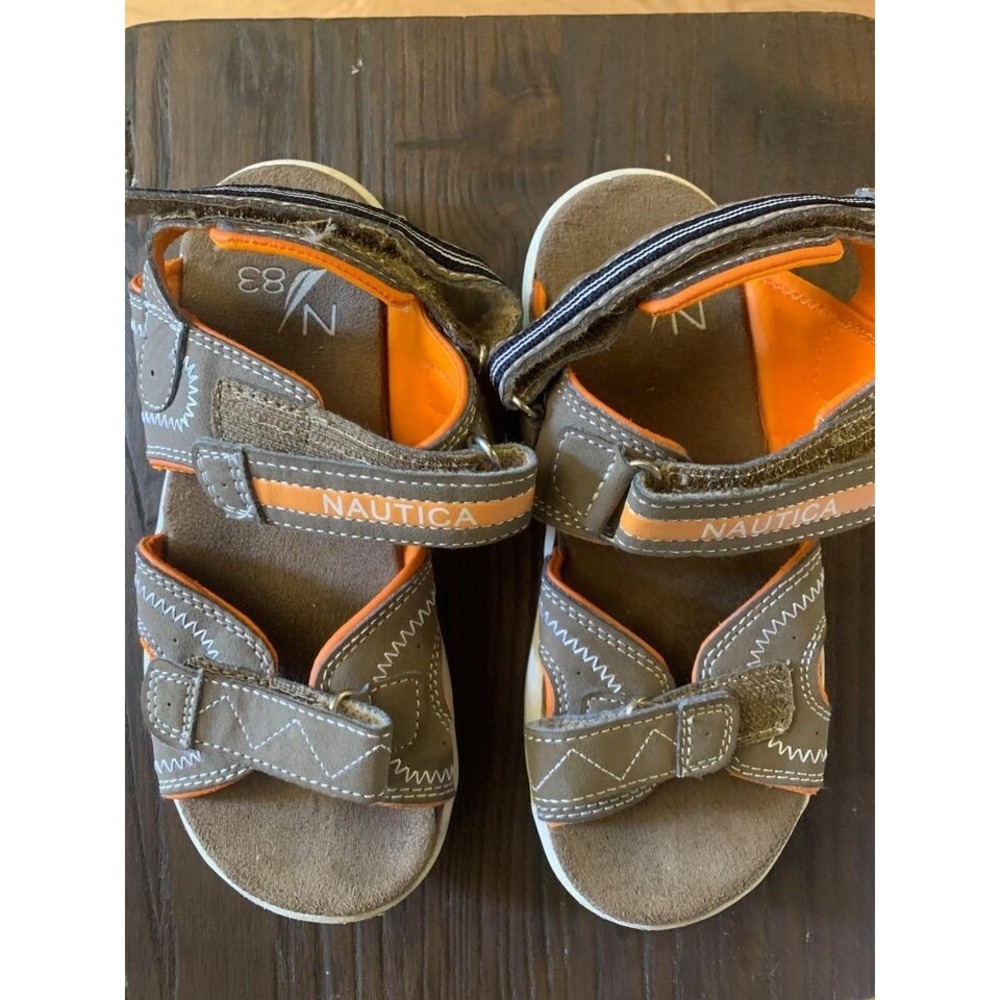 VGUC Brown NAUTICA Jamestown River Summer Sandals Size 1 Youth Adjustable Straps